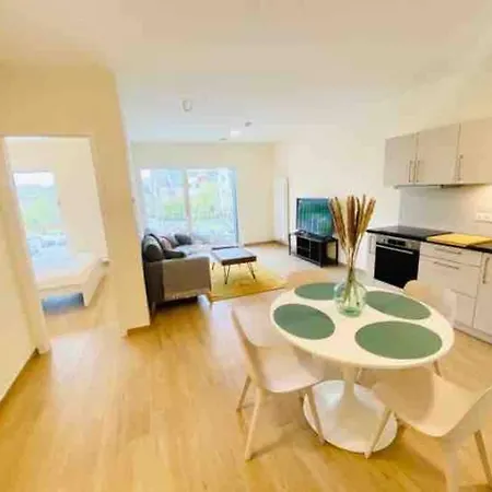 Appartement New 2023 One Bedroom Flat W Free Parking Luxemburg